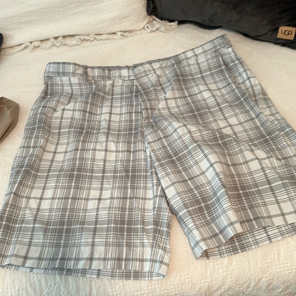 Men’s Nike golf shorts - Picture 1 of 4